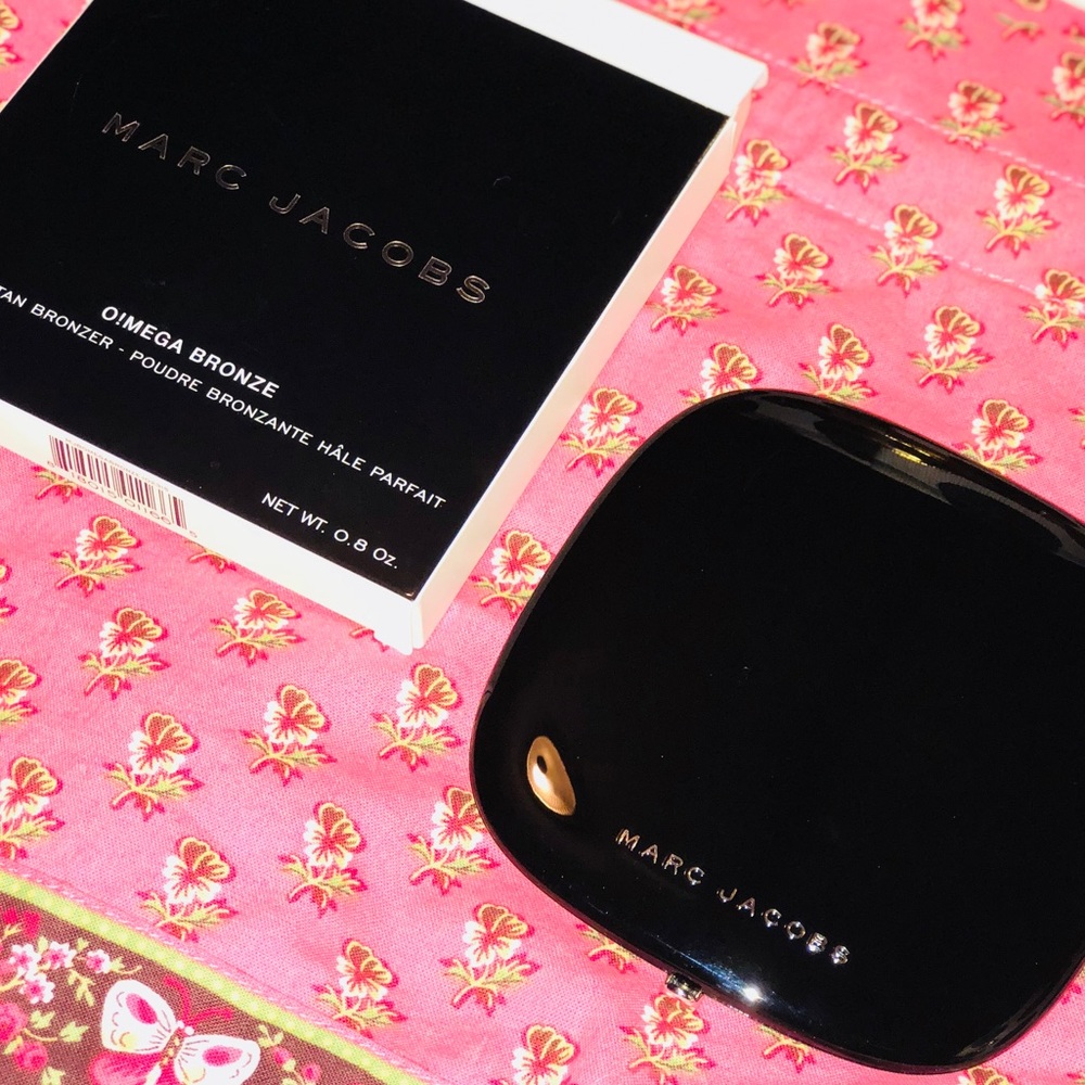 Marc Jacobs Omega Bronzer